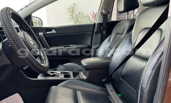 Acheter Import Voiture Kia Sportage Marron à Dakar, Dakar Acheter Import Voiture Kia Sportage Marron à Dakar, Dakar