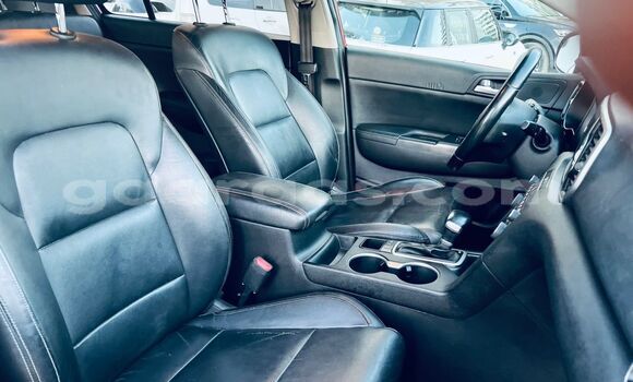 Acheter Import Voiture Kia Sportage Rouge à Dakar, Dakar Acheter Import Voiture Kia Sportage Rouge à Dakar, Dakar