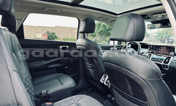 Buy Import Kia Sorento Silver Car in Dakar in Dakar Buy Import Kia Sorento Silver Car in Dakar in Dakar