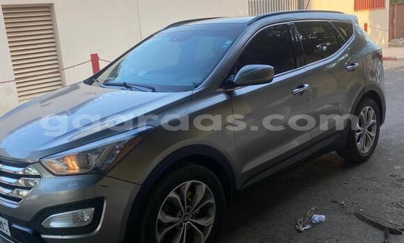 Dieundeu Occasion Hyundai Santa Fe Silver Auto in Dakar in Dakar Dieundeu Occasion Hyundai Santa Fe Silver Auto in Dakar in Dakar