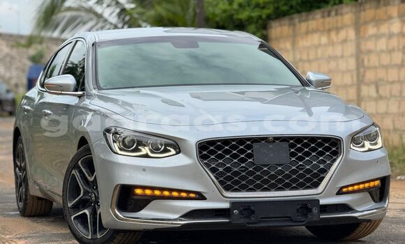 Dieundeu Imported Hyundai Grandeur Silver Auto in Dakar in Dakar Dieundeu Imported Hyundai Grandeur Silver Auto in Dakar in Dakar