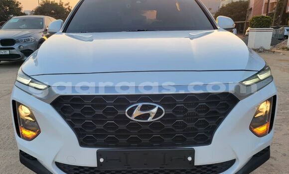 Acheter Import Voiture Hyundai Santa Fe Blanc à Dakar, Dakar