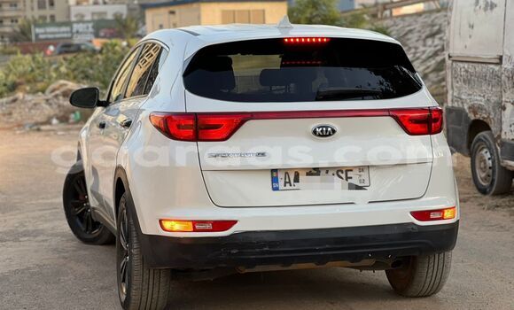 Buy Import Kia Sportage White Car in Dakar in Dakar Buy Import Kia Sportage White Car in Dakar in Dakar