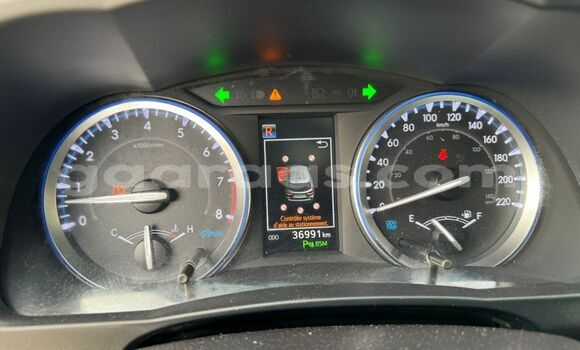 Buy Import Toyota Highlander Silver Car in Dakar in Dakar Buy Import Toyota Highlander Silver Car in Dakar in Dakar