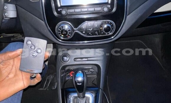 Dieundeu Occasion Renault Captur Other Auto in Dakar in Dakar Dieundeu Occasion Renault Captur Other Auto in Dakar in Dakar