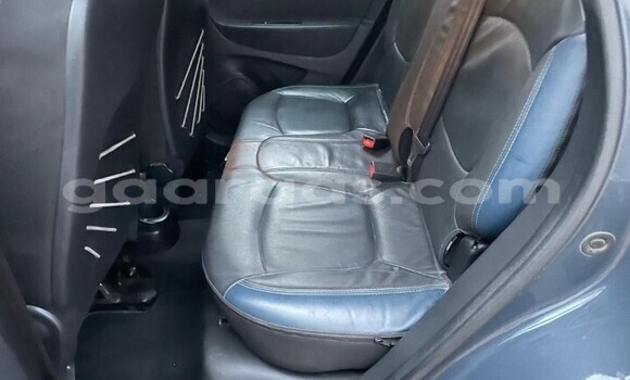 Dieundeu Occasion Renault Captur Other Auto in Dakar in Dakar Dieundeu Occasion Renault Captur Other Auto in Dakar in Dakar