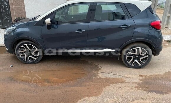 Dieundeu Occasion Renault Captur Other Auto in Dakar in Dakar Dieundeu Occasion Renault Captur Other Auto in Dakar in Dakar