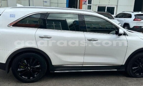 Acheter Occasion Voiture Kia Sorento Blanc à Dakar, Dakar Acheter Occasion Voiture Kia Sorento Blanc à Dakar, Dakar