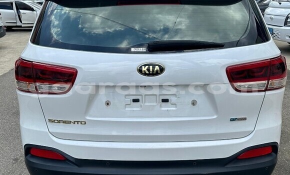 Acheter Occasion Voiture Kia Sorento Blanc à Dakar, Dakar Acheter Occasion Voiture Kia Sorento Blanc à Dakar, Dakar
