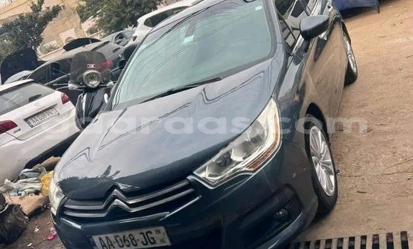 Acheter Occasion Voiture Citroen C4 Noir à Dakar, Dakar Acheter Occasion Voiture Citroen C4 Noir à Dakar, Dakar