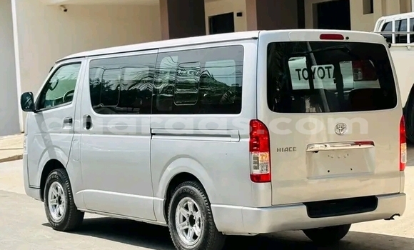 Acheter Occasion Voiture Toyota Hiace Blanc à Dahra, Louga Acheter Occasion Voiture Toyota Hiace Blanc à Dahra, Louga