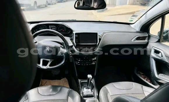 Acheter Occasion Voiture Peugeot 2008 Noir à Dakar, Dakar Acheter Occasion Voiture Peugeot 2008 Noir à Dakar, Dakar