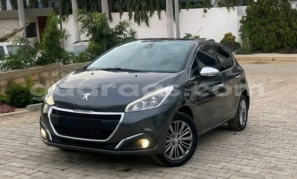 Acheter Occasion Voiture Peugeot 208 Noir à Dakar, Dakar Acheter Occasion Voiture Peugeot 208 Noir à Dakar, Dakar