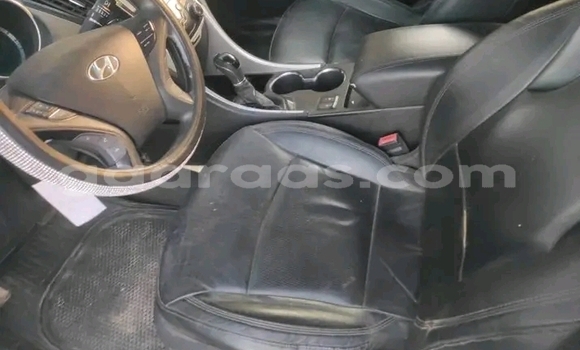 Acheter Occasion Voiture Hyundai Sonata Blanc à Dakar, Dakar Acheter Occasion Voiture Hyundai Sonata Blanc à Dakar, Dakar