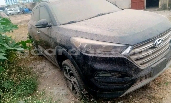 Acheter Occasion Voiture Hyundai Tucson Noir à Dakar, Dakar Acheter Occasion Voiture Hyundai Tucson Noir à Dakar, Dakar
