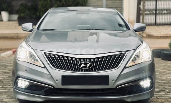 Acheter Import Voiture Hyundai Grandeur Gris à Dakar, Dakar