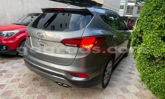 Acheter Occasion Voiture Hyundai Santa Fe Noir à Dakar, Dakar