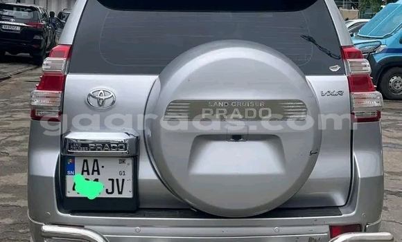 Acheter Occasion Voiture Toyota Prado Blanc à Dakar, Dakar Acheter Occasion Voiture Toyota Prado Blanc à Dakar, Dakar