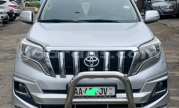 Acheter Occasion Voiture Toyota Prado Blanc à Dakar, Dakar Acheter Occasion Voiture Toyota Prado Blanc à Dakar, Dakar