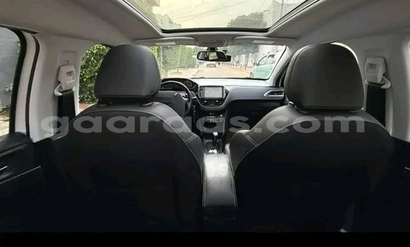 Buy Used Peugeot 2008 White Car in Dakar in Dakar Buy Used Peugeot 2008 White Car in Dakar in Dakar