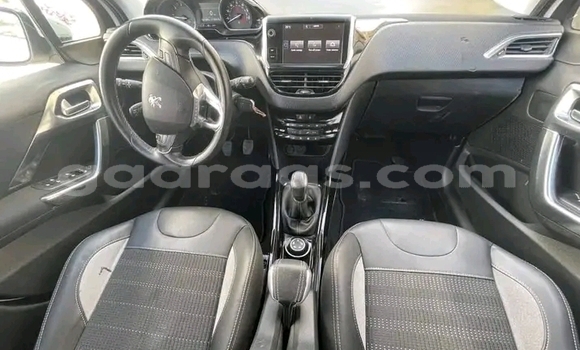 Buy Used Peugeot 2008 White Car in Dakar in Dakar Buy Used Peugeot 2008 White Car in Dakar in Dakar