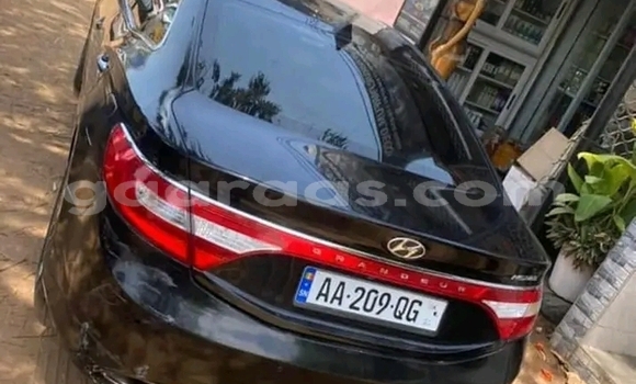 Acheter Occasion Voiture Hyundai Grandeur Noir à Bignona, Ziguinchor Acheter Occasion Voiture Hyundai Grandeur Noir à Bignona, Ziguinchor