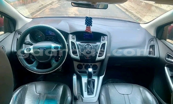 Acheter Occasion Voiture Ford Focus Rouge à Dagana, Saint-Louis Acheter Occasion Voiture Ford Focus Rouge à Dagana, Saint-Louis