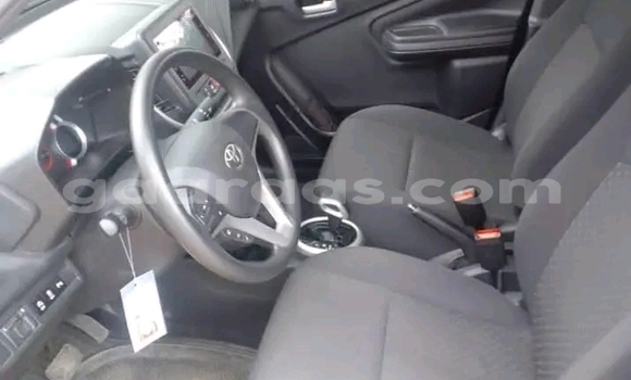 Dieundeu Occasion Toyota Vitz Red Auto in Dakar in Dakar Dieundeu Occasion Toyota Vitz Red Auto in Dakar in Dakar