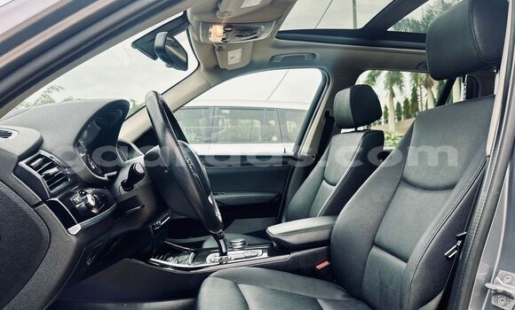 Acheter Import Voiture BMW X3 Gris à Dakar, Dakar Acheter Import Voiture BMW X3 Gris à Dakar, Dakar