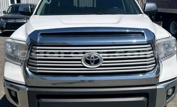 Dieundeu Occasion Toyota Tundra White Auto in Dakar in Dakar Dieundeu Occasion Toyota Tundra White Auto in Dakar in Dakar