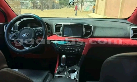 Buy Used Kia Sportage White Car in Dakar in Dakar Buy Used Kia Sportage White Car in Dakar in Dakar