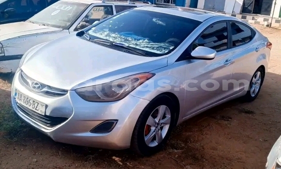 Acheter Occasion Voiture Hyundai Elantra Blanc à Dakar, Dakar Acheter Occasion Voiture Hyundai Elantra Blanc à Dakar, Dakar