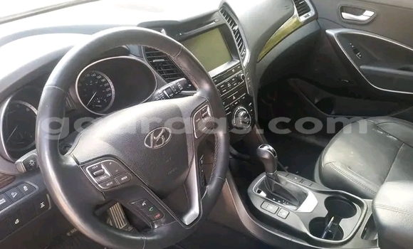 Acheter Occasion Voiture Hyundai Santa Fe Rouge à Dakar, Dakar Acheter Occasion Voiture Hyundai Santa Fe Rouge à Dakar, Dakar