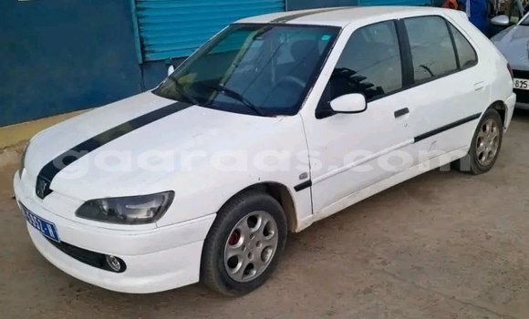 Acheter Occasion Voiture Peugeot 206 Blanc à Foundiougne, Fatick Acheter Occasion Voiture Peugeot 206 Blanc à Foundiougne, Fatick