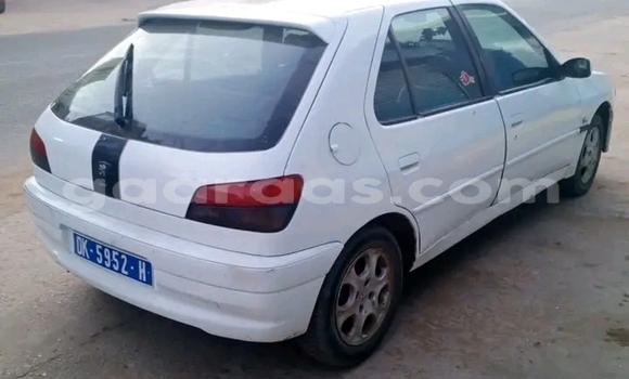 Acheter Occasion Voiture Peugeot 206 Blanc à Foundiougne, Fatick Acheter Occasion Voiture Peugeot 206 Blanc à Foundiougne, Fatick