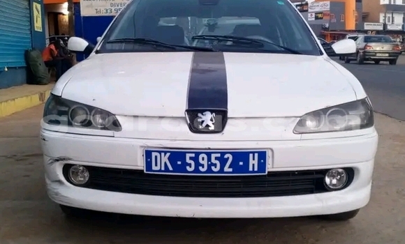 Acheter Occasion Voiture Peugeot 206 Blanc à Foundiougne, Fatick Acheter Occasion Voiture Peugeot 206 Blanc à Foundiougne, Fatick