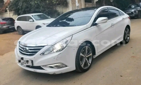 Acheter Occasion Voiture Hyundai Sonata Blanc à Dakar, Dakar Acheter Occasion Voiture Hyundai Sonata Blanc à Dakar, Dakar