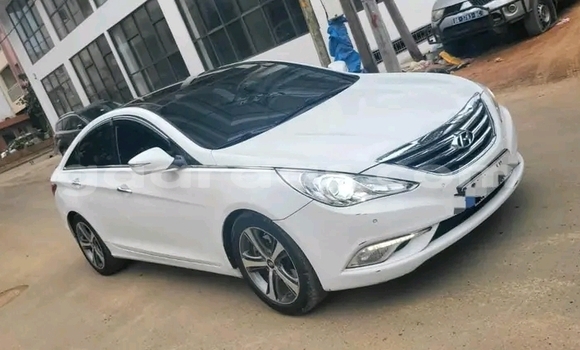Acheter Occasion Voiture Hyundai Sonata Blanc à Dakar, Dakar Acheter Occasion Voiture Hyundai Sonata Blanc à Dakar, Dakar