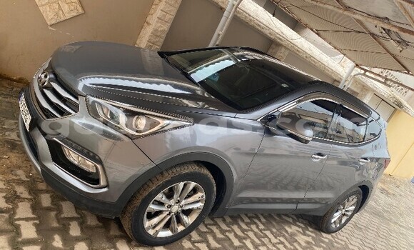 Buy Used Hyundai Santa Fe Silver Car in Dakar in Dakar Buy Used Hyundai Santa Fe Silver Car in Dakar in Dakar