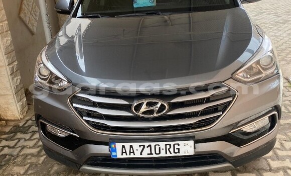 Buy Used Hyundai Santa Fe Silver Car in Dakar in Dakar Buy Used Hyundai Santa Fe Silver Car in Dakar in Dakar