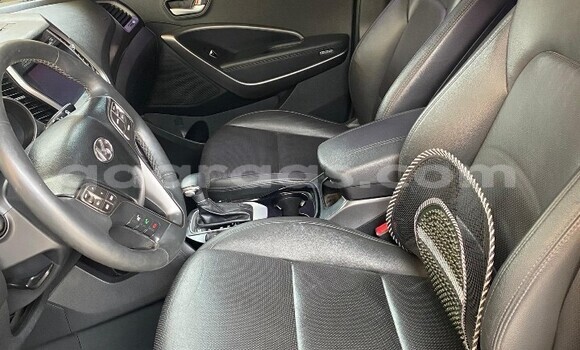 Buy Used Hyundai Santa Fe Silver Car in Dakar in Dakar Buy Used Hyundai Santa Fe Silver Car in Dakar in Dakar