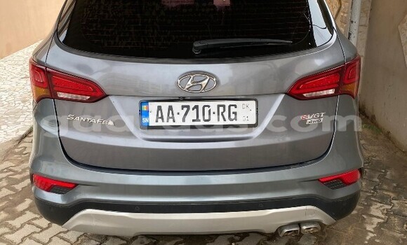 Buy Used Hyundai Santa Fe Silver Car in Dakar in Dakar Buy Used Hyundai Santa Fe Silver Car in Dakar in Dakar