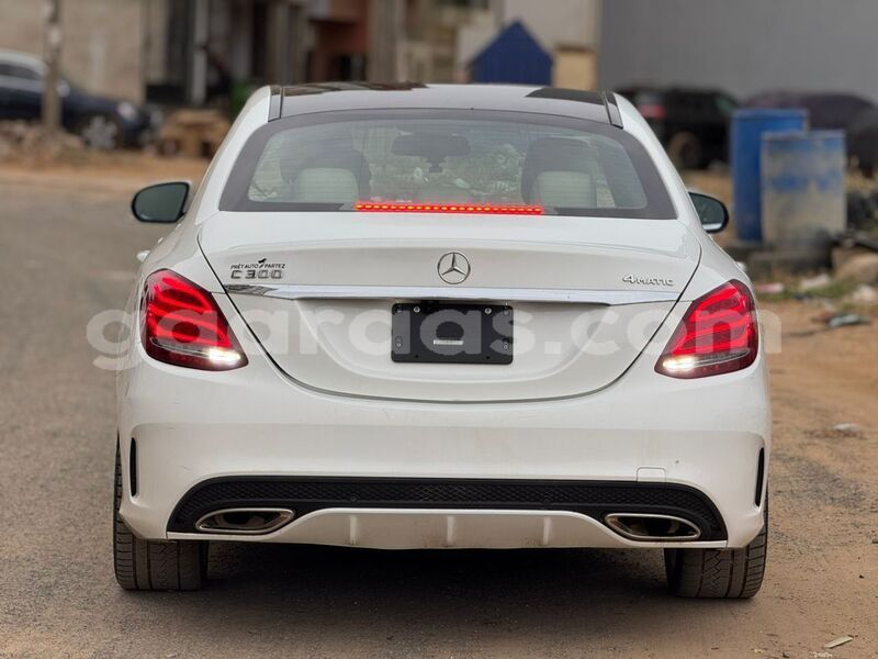 Big with watermark mercedes benz 300 series dakar dakar 25809