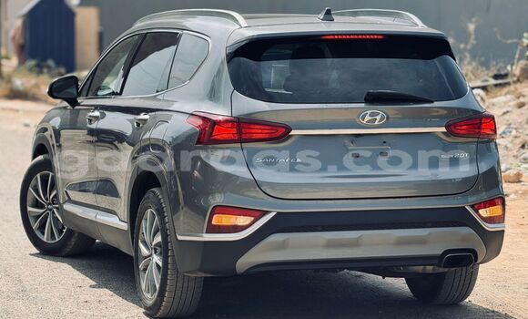 Buy Import Hyundai Santa Fe Silver Car in Dakar in Dakar Buy Import Hyundai Santa Fe Silver Car in Dakar in Dakar