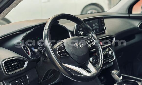 Buy Import Hyundai Santa Fe Silver Car in Dakar in Dakar Buy Import Hyundai Santa Fe Silver Car in Dakar in Dakar