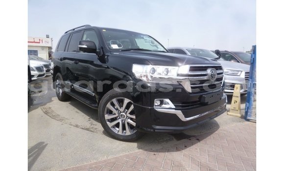 Acheter Import Utilitaire Toyota Land Cruiser Noir à Import - Dubai, Dakar Acheter Import Utilitaire Toyota Land Cruiser Noir à Import - Dubai, Dakar