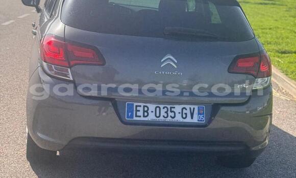 Buy Import Citroen C4 Silver Car in Dakar in Dakar Buy Import Citroen C4 Silver Car in Dakar in Dakar