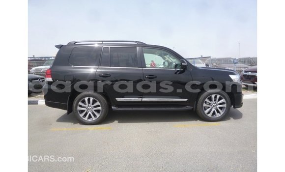 Acheter Import Utilitaire Toyota Land Cruiser Noir à Import - Dubai, Dakar Acheter Import Utilitaire Toyota Land Cruiser Noir à Import - Dubai, Dakar