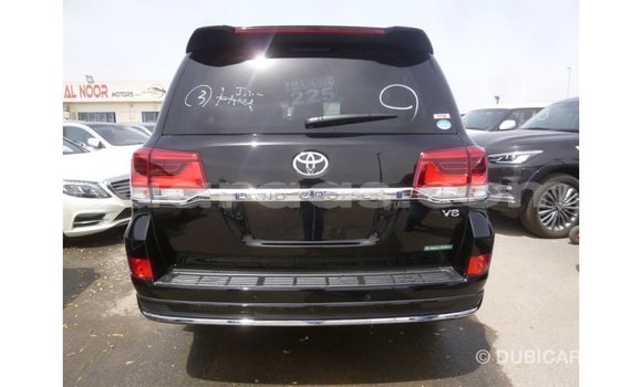 Acheter Import Utilitaire Toyota Land Cruiser Noir à Import - Dubai, Dakar Acheter Import Utilitaire Toyota Land Cruiser Noir à Import - Dubai, Dakar