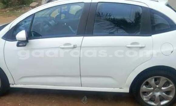 Buy Used Citroen C3 White Car in Dakar in Dakar Buy Used Citroen C3 White Car in Dakar in Dakar